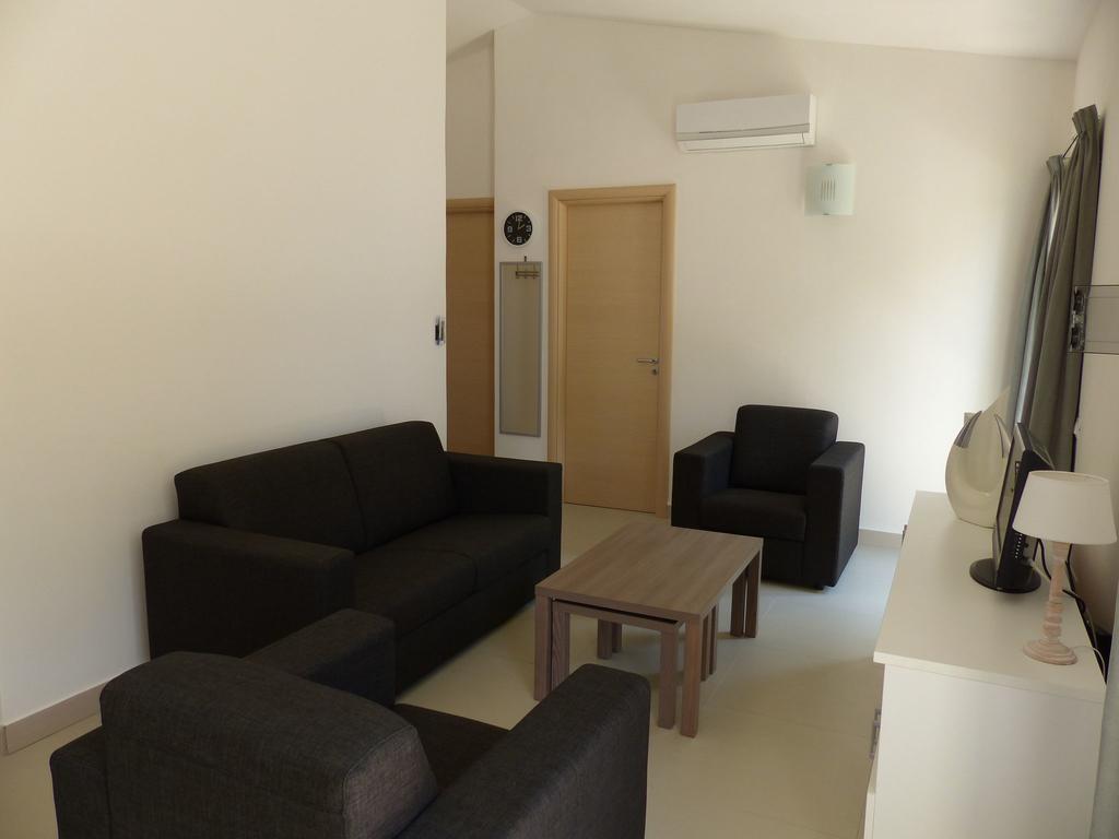 Chic Apartment In Parghelia Italy 外观 照片